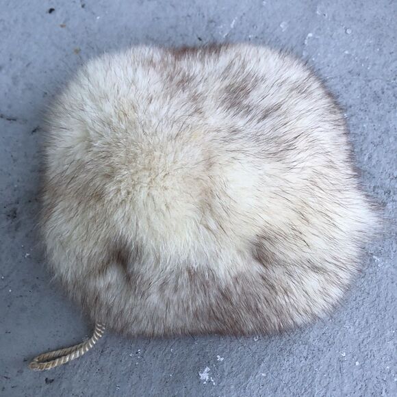 Vintage Fur Muff/hand warmer - Picture 2 of 4